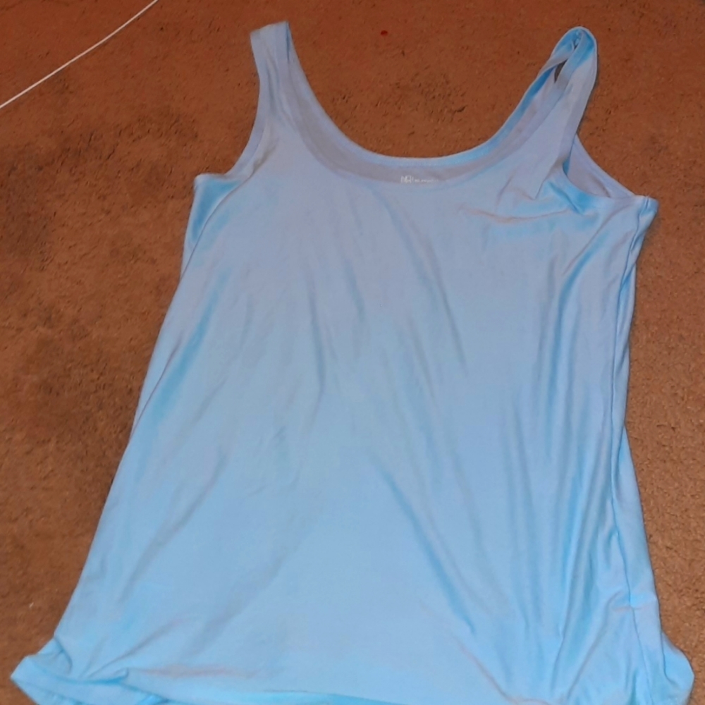 No Boundaries Active Wear Tanks